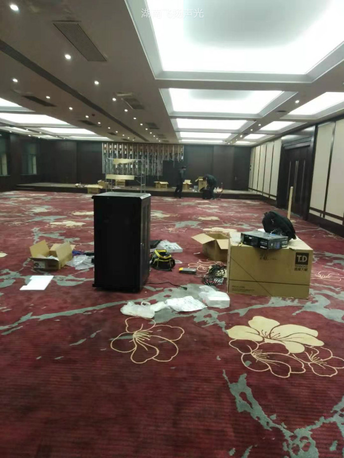 张家界桑植映山红酒店宴会厅（唐龙太极、美国百威音响湖南总代理-湖南飞扬声光）